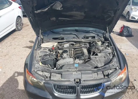 2006 BMW 325I z USA, uszkodzony, nr VIN WBAVB13506KX62011